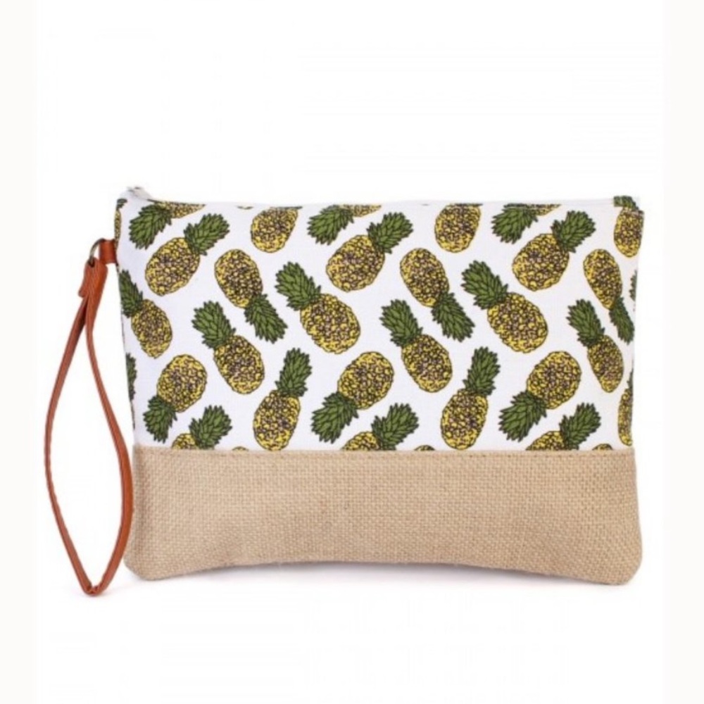 NEW Pineapple Cosmetic Bag Wristlet Zipper Closure White Tan Straw Crochet Small